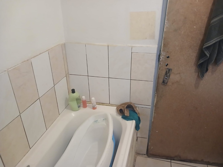 2 Bedroom Property for Sale in Bethelsdorp Eastern Cape